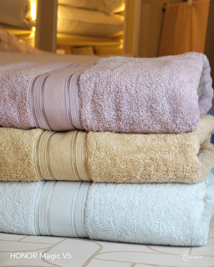 喜來登浴巾（免費繡花字兩個，禮物袋包裝，生日卡）