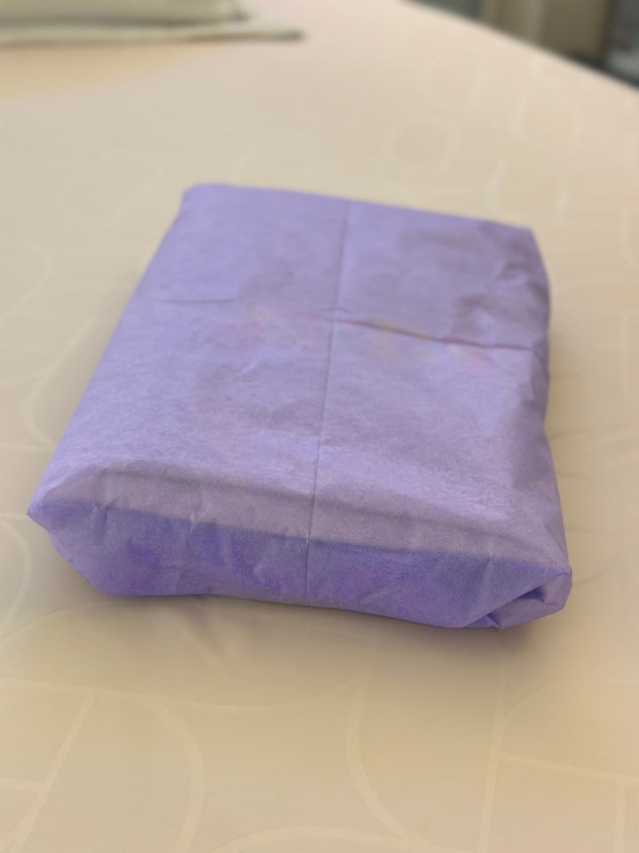 喜來登浴巾（免費繡花字兩個，禮物袋包裝，生日卡）